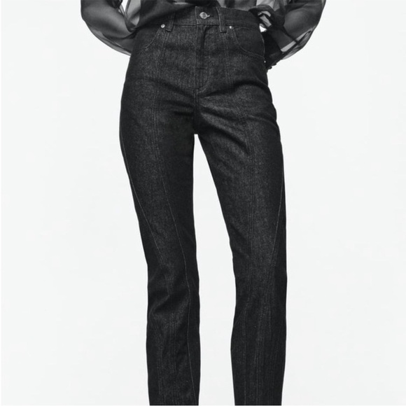 NWT Zara The Panelled Slim High Rise Black Jeans. Size 4 - Picture 3 of 13